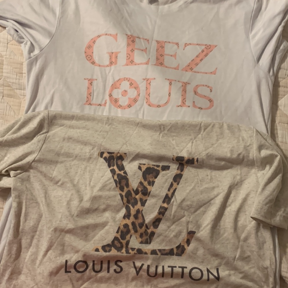 LV boutique canvas t shirt medium